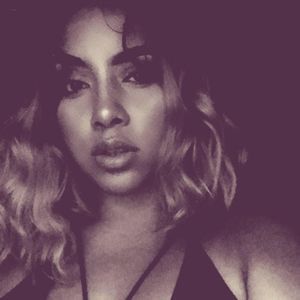 Meet your Posher, Mia